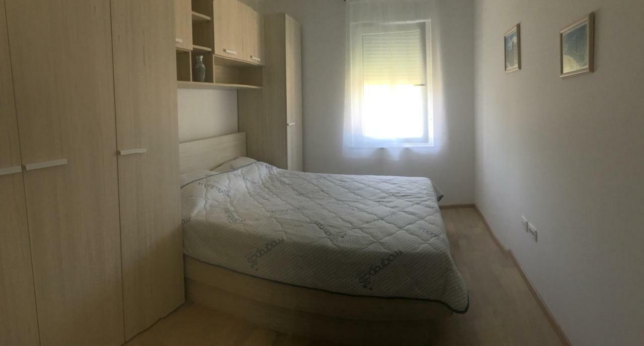 Holly Apartman Umag Eksteriør billede